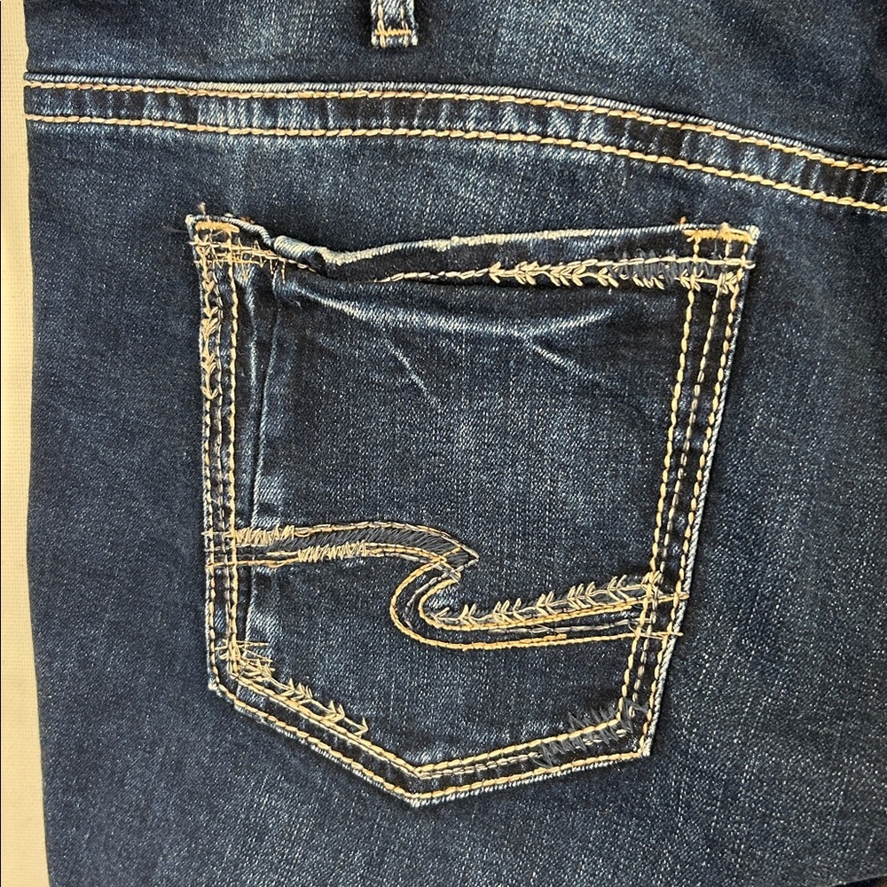 Silver Jeans Indigo Boyfriend jeans.  Sz 20  L 27 (NWT) - Picture 6 of 9